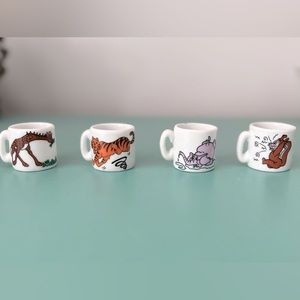 Kitschy Mini Mugs- 4 set ☕️